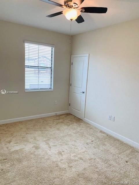 Recently Rented: $1,850 (3 beds, 2 baths, 1912 Square Feet)
