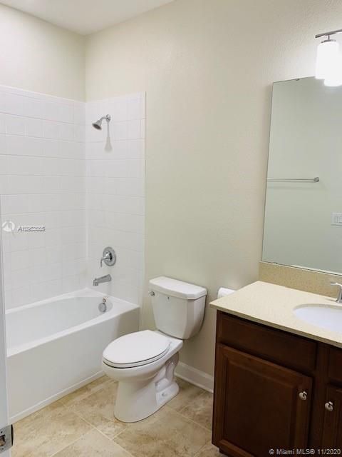 Recently Rented: $1,850 (3 beds, 2 baths, 1912 Square Feet)