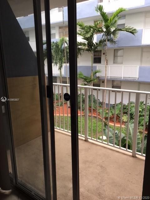 Recently Rented: $1,325 (1 beds, 1 baths, 620 Square Feet)