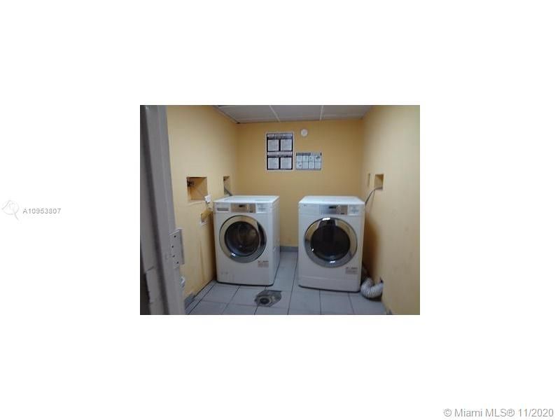 Recently Rented: $1,325 (1 beds, 1 baths, 620 Square Feet)
