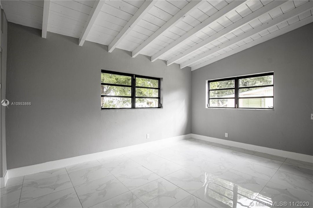 Vendido Recientemente: $353,900 (3 camas, 2 baños, 1281 Pies cuadrados)