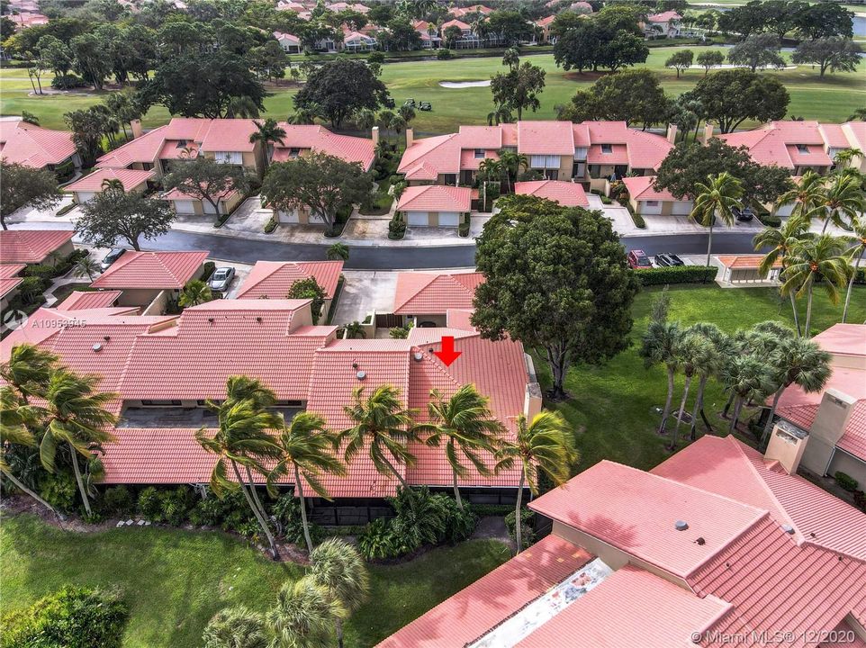 Recently Sold: $329,000 (2 beds, 2 baths, 1418 Square Feet)