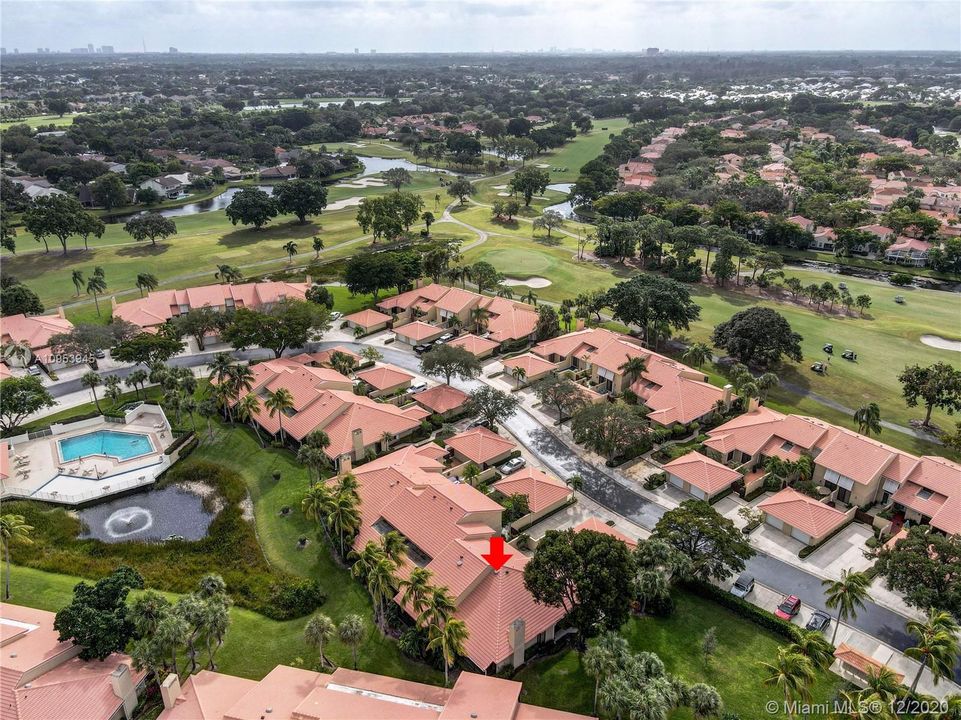 Recently Sold: $329,000 (2 beds, 2 baths, 1418 Square Feet)