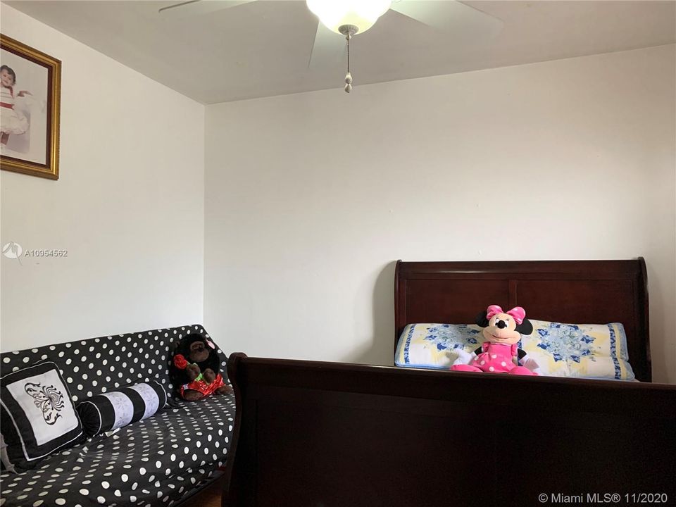 Recently Sold: $150,000 (2 beds, 1 baths, 640 Square Feet)