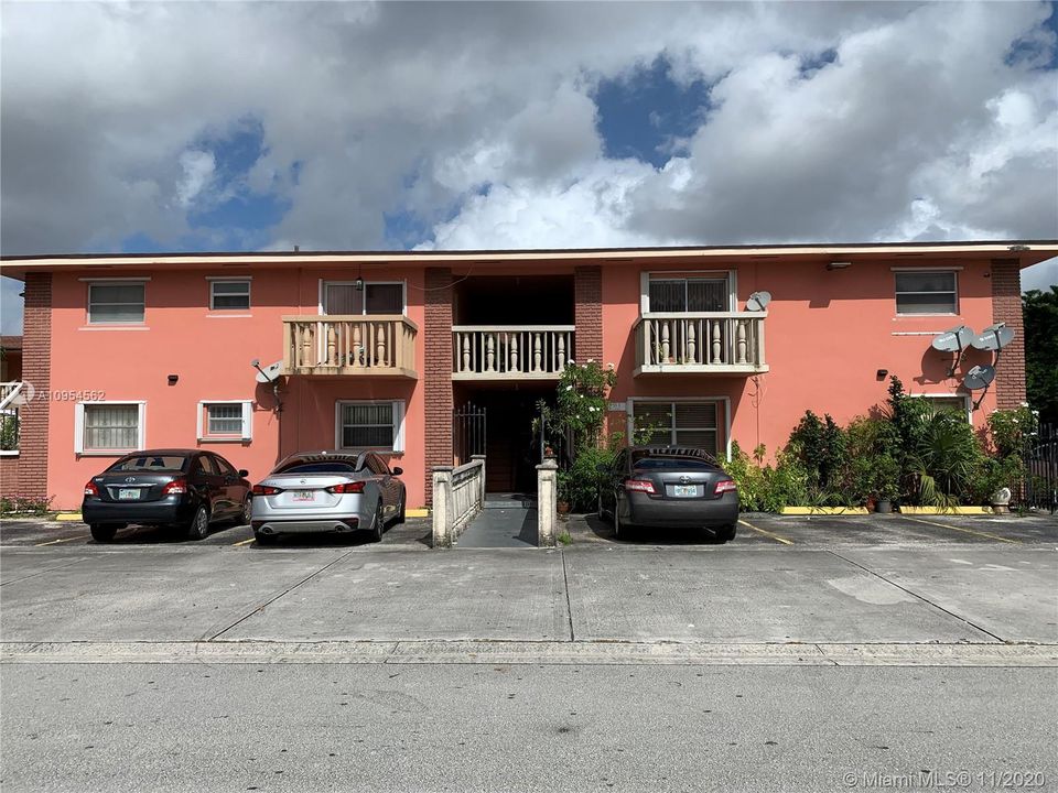 Recently Sold: $150,000 (2 beds, 1 baths, 640 Square Feet)