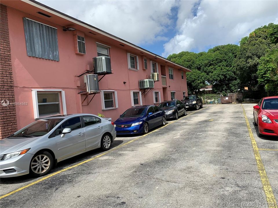 Recently Sold: $150,000 (2 beds, 1 baths, 640 Square Feet)