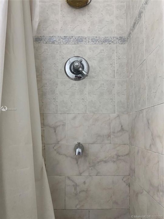 Recently Sold: $150,000 (2 beds, 1 baths, 640 Square Feet)