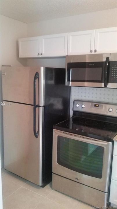 Vendido Recientemente: $140,000 (2 camas, 2 baños, 1064 Pies cuadrados)