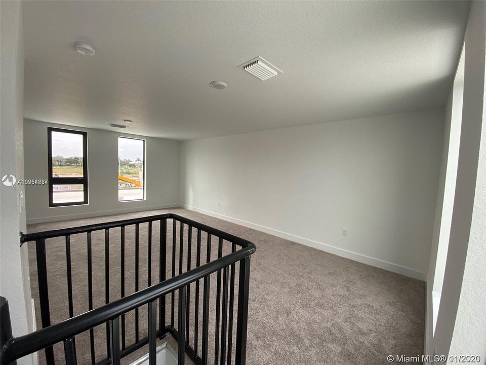 Recently Rented: $2,000 (4 beds, 2 baths, 0 Square Feet)