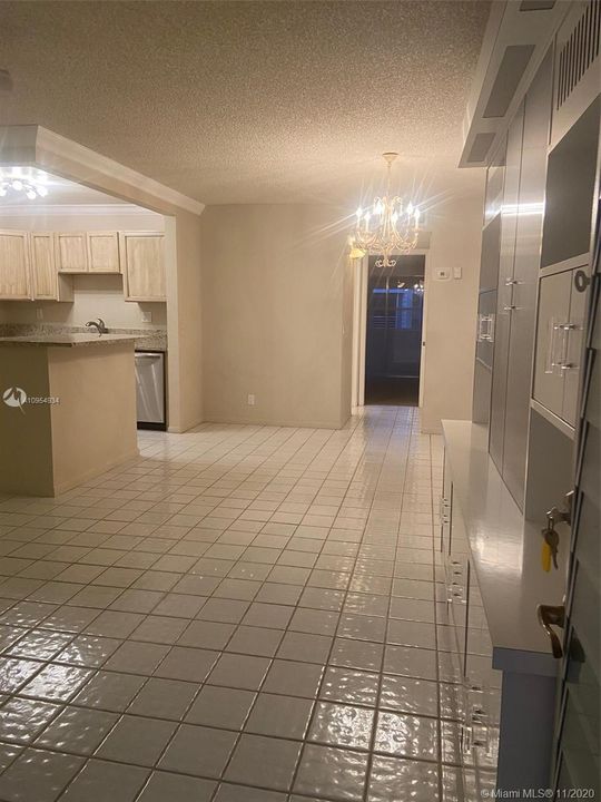 Recently Sold: $69,900 (1 beds, 1 baths, 760 Square Feet)