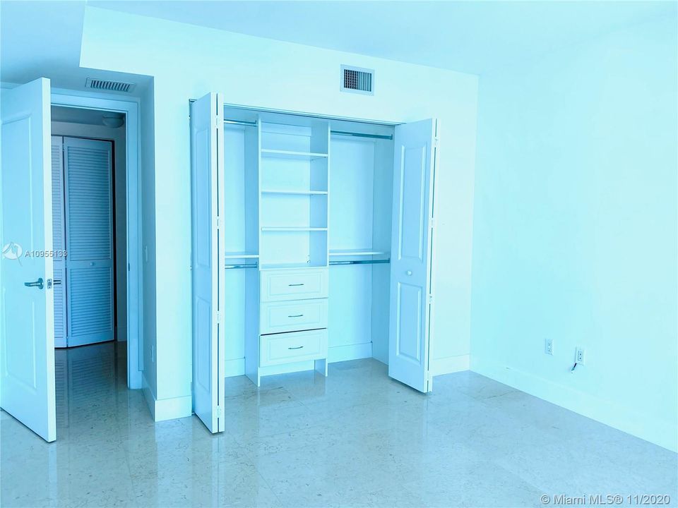 Recently Rented: $2,100 (2 beds, 2 baths, 1165 Square Feet)