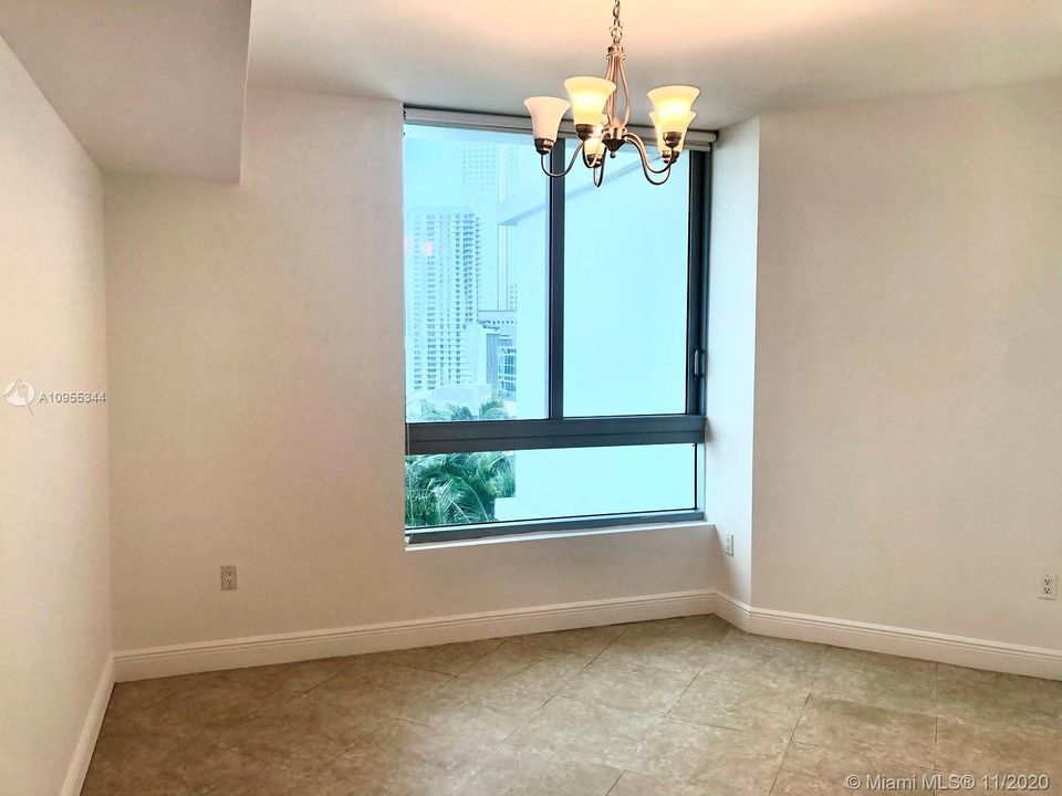 Recently Rented: $1,750 (1 beds, 1 baths, 740 Square Feet)