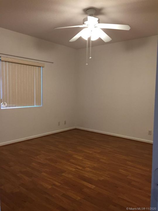 Recently Rented: $1,550 (2 beds, 2 baths, 1080 Square Feet)