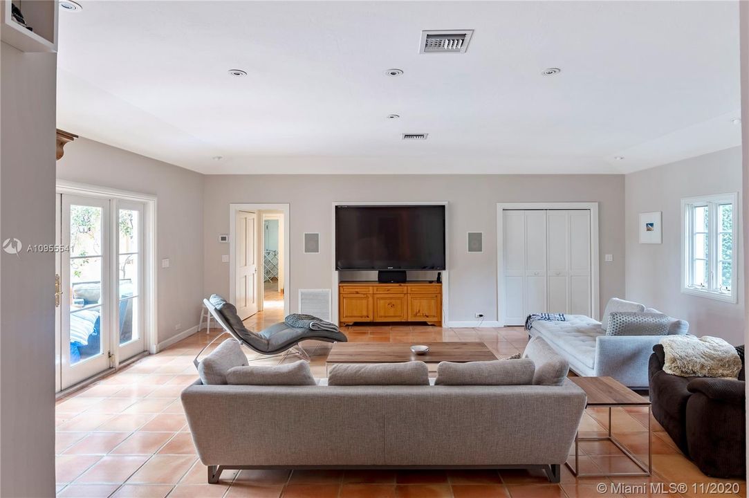 Large family room by the children's wing