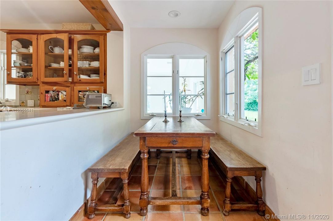 Breakfast area