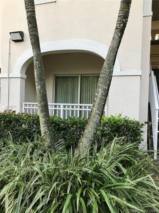 Recently Sold: $265,000 (3 beds, 2 baths, 1207 Square Feet)