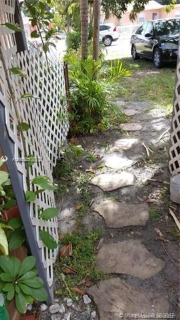 Недавно арендовано: $775 (0 спален, 1 ванн, 1611 Квадратных фут)