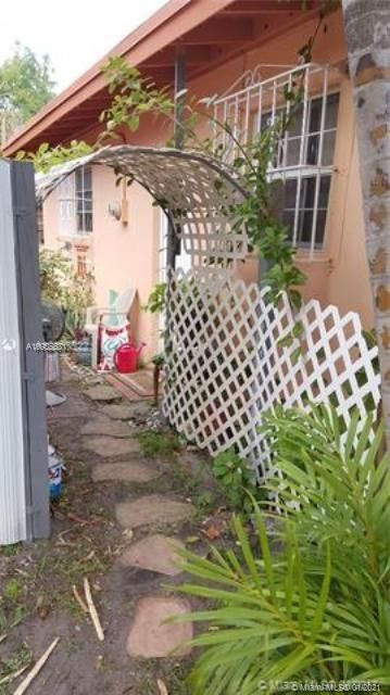 Недавно арендовано: $775 (0 спален, 1 ванн, 1611 Квадратных фут)