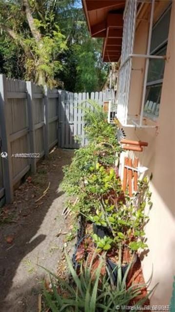 Недавно арендовано: $775 (0 спален, 1 ванн, 1611 Квадратных фут)