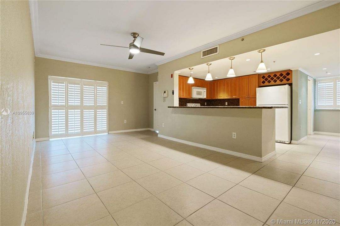 Vendido Recientemente: $210,000 (1 camas, 1 baños, 786 Pies cuadrados)