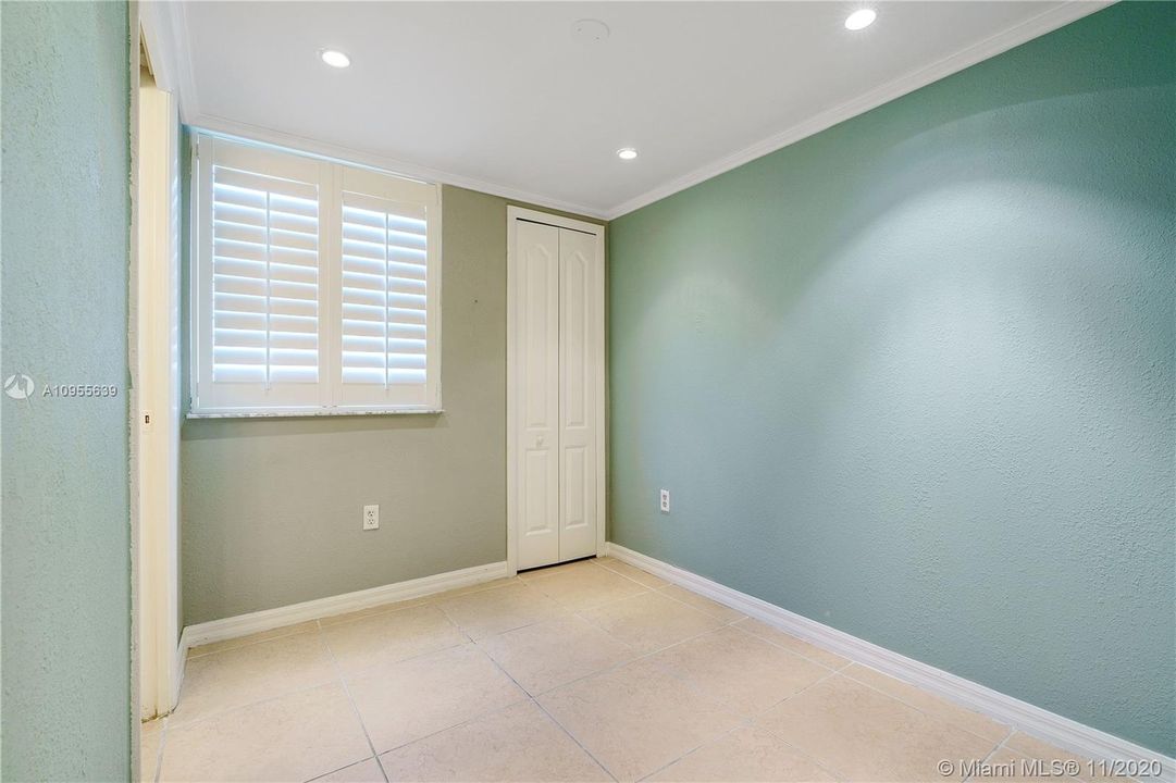 Vendido Recientemente: $210,000 (1 camas, 1 baños, 786 Pies cuadrados)