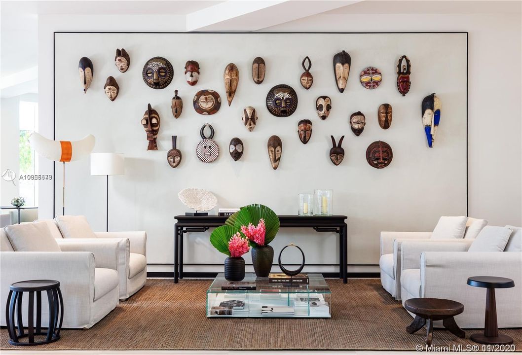 Recently Sold: $17,085,000 (4 beds, 4 baths, 6332 Square Feet)