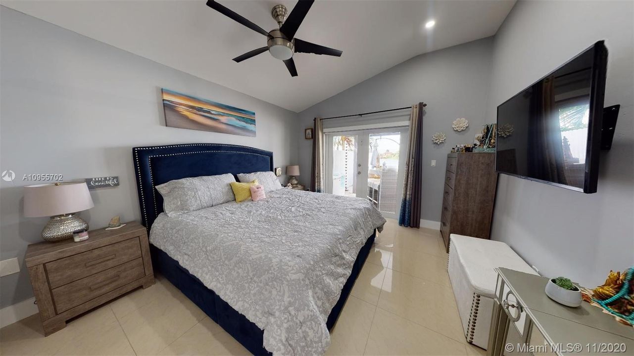 Vendido Recientemente: $420,000 (3 camas, 2 baños, 1410 Pies cuadrados)