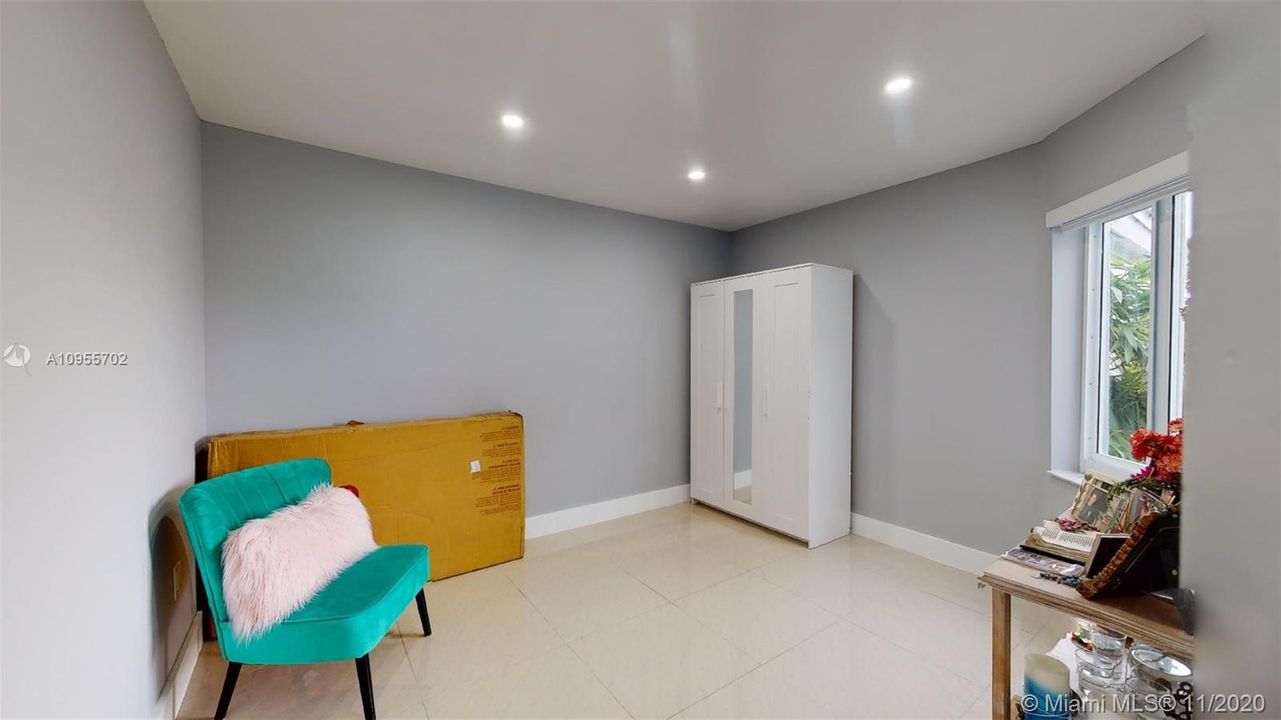 Vendido Recientemente: $420,000 (3 camas, 2 baños, 1410 Pies cuadrados)