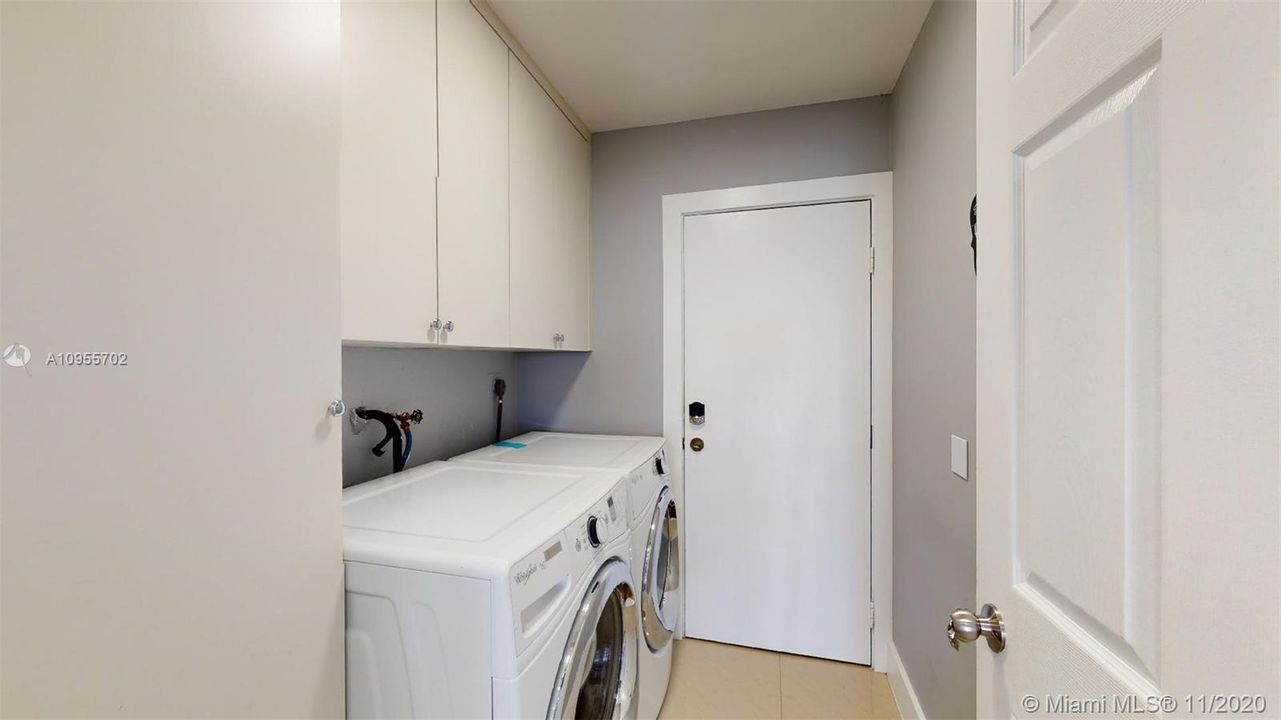 Vendido Recientemente: $420,000 (3 camas, 2 baños, 1410 Pies cuadrados)