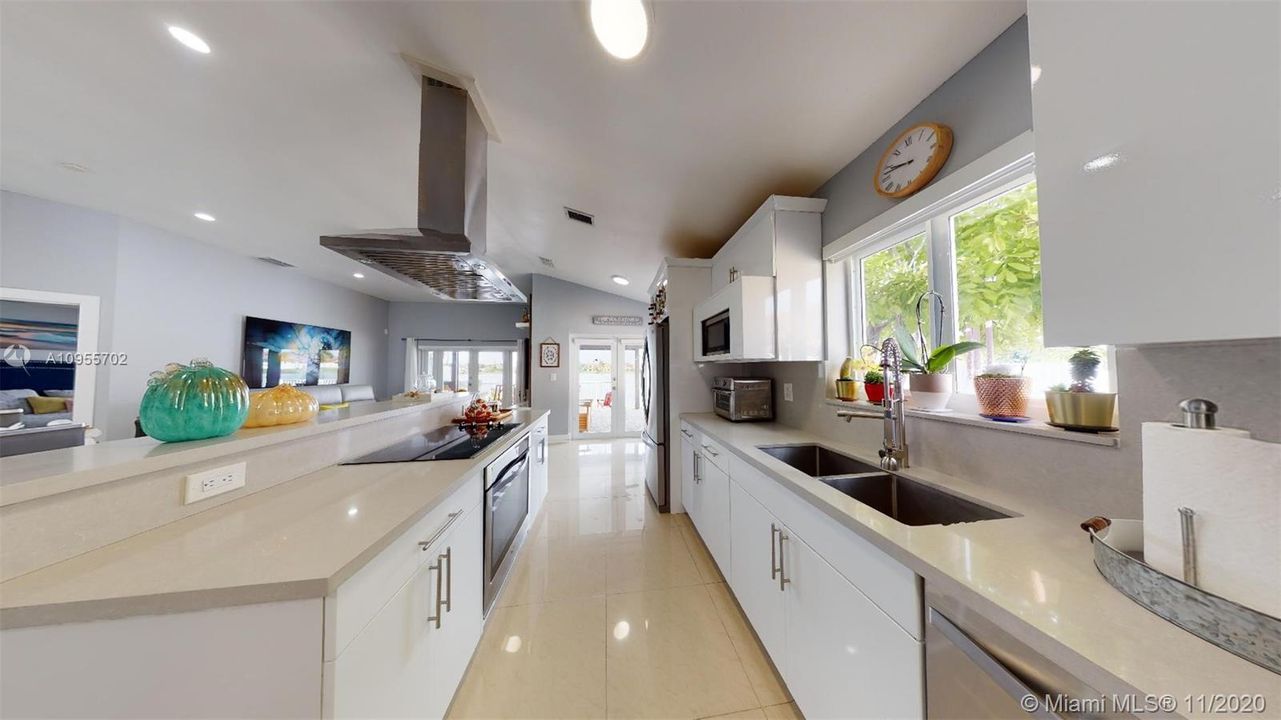 Vendido Recientemente: $420,000 (3 camas, 2 baños, 1410 Pies cuadrados)
