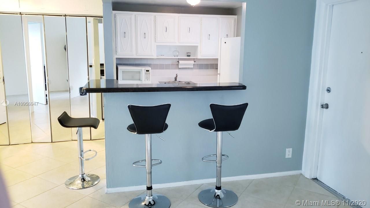 Vendido Recientemente: $120,000 (1 camas, 1 baños, 535 Pies cuadrados)