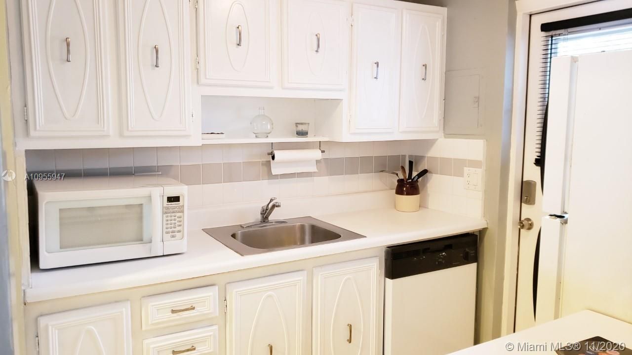 Vendido Recientemente: $120,000 (1 camas, 1 baños, 535 Pies cuadrados)