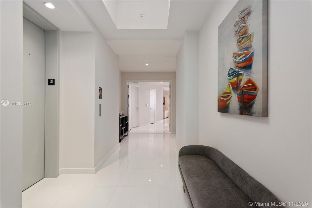 Private foyer entrance from elevator- access to front door of the or to the "lockout" bedroom.