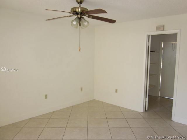 Recently Rented: $2,350 (3 beds, 2 baths, 1724 Square Feet)