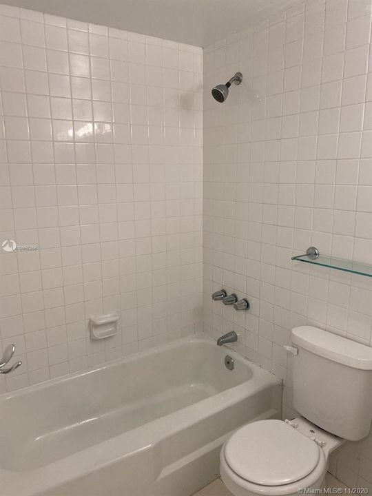 Недавно арендовано: $1,450 (0 спален, 1 ванн, 580 Квадратных фут)