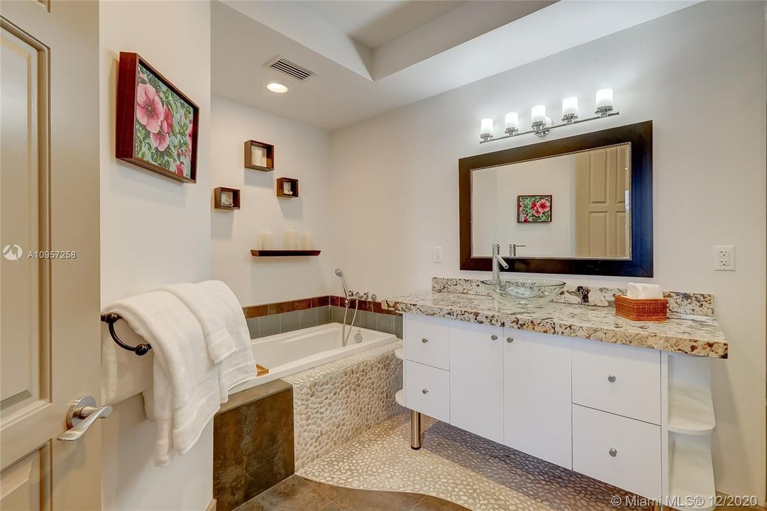 Master Bathroom w/ River Rock & Tile, Granite Vanity, Separate Tub & Shower