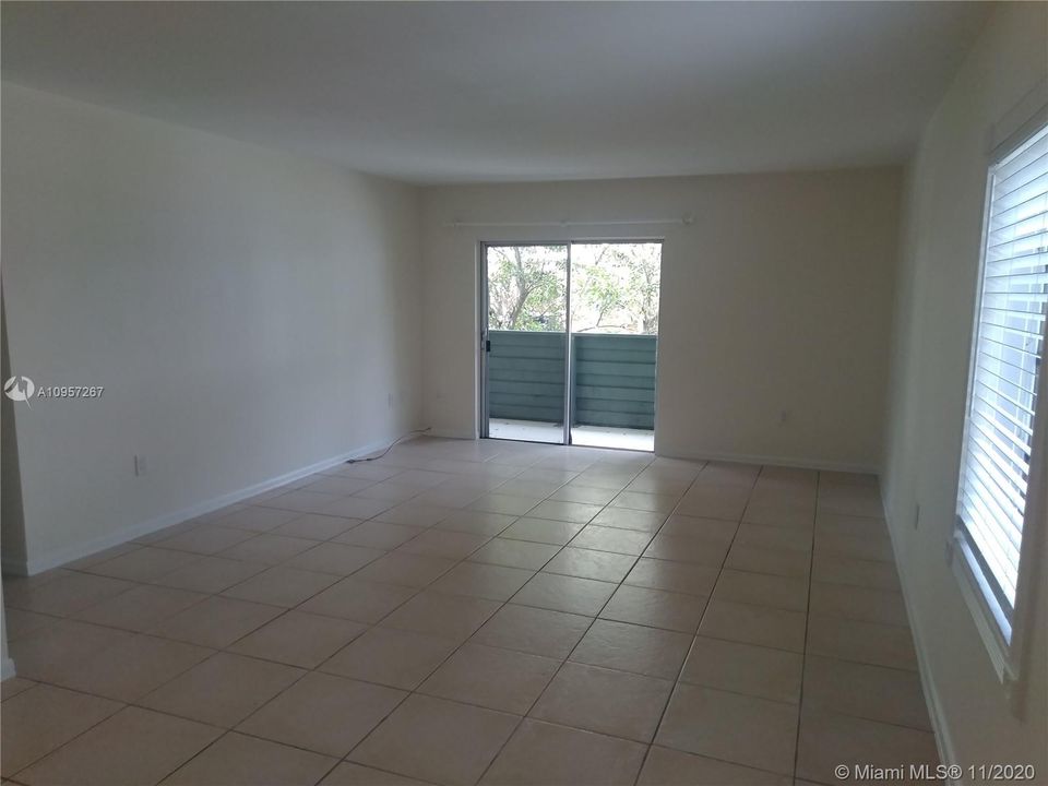 Vendido Recientemente: $139,000 (0 camas, 1 baños, 507 Pies cuadrados)