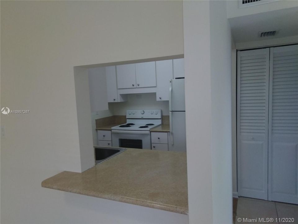 Vendido Recientemente: $139,000 (0 camas, 1 baños, 507 Pies cuadrados)