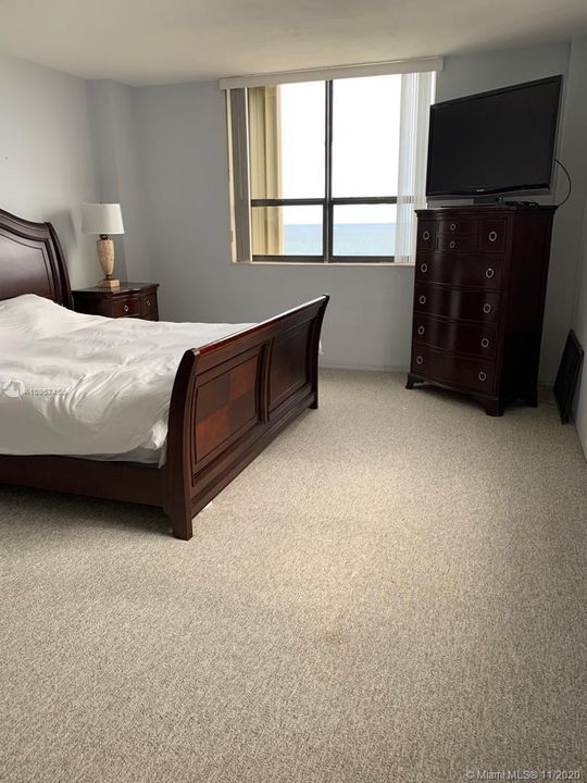 Recientemente alquilado: $2,500 (2 camas, 2 baños, 1412 Pies cuadrados)