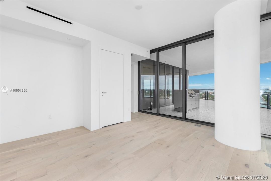 Недавно арендовано: $65,000 (3 спален, 4 ванн, 3202 Квадратных фут)