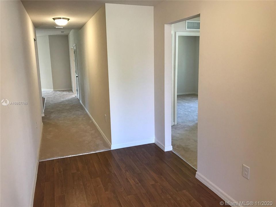 Recently Rented: $1,650 (3 beds, 2 baths, 2005 Square Feet)