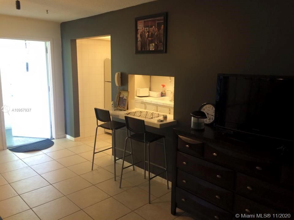 Recently Sold: $57,000 (1 beds, 1 baths, 438 Square Feet)