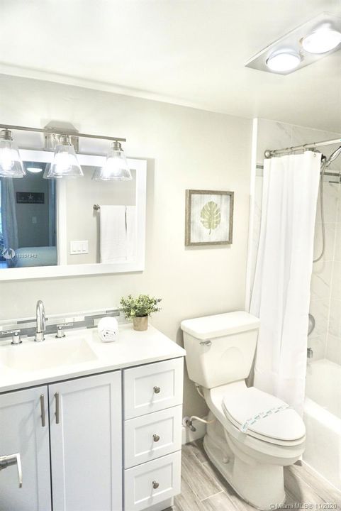 Recently Sold: $209,000 (2 beds, 2 baths, 910 Square Feet)