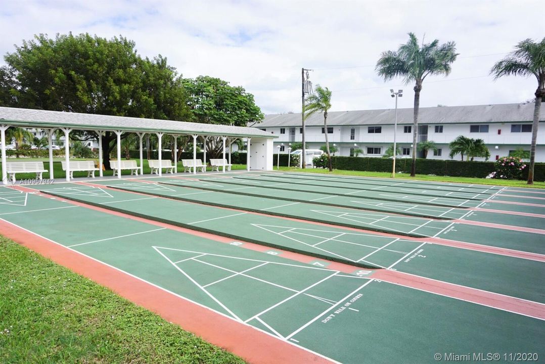 Recently Sold: $209,000 (2 beds, 2 baths, 910 Square Feet)