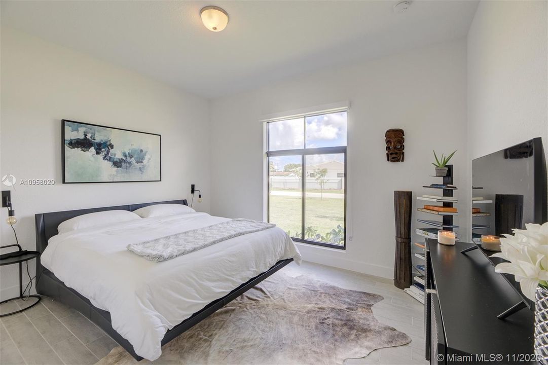 Vendido Recientemente: $569,000 (5 camas, 4 baños, 2535 Pies cuadrados)