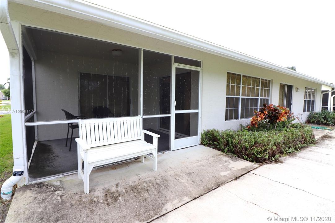 Recently Sold: $315,000 (3 beds, 2 baths, 1648 Square Feet)