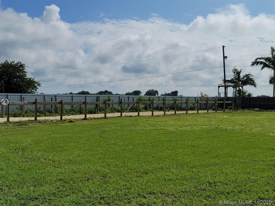 Vendido Recientemente: $570,000 (0 camas, 0 baños, 0 Pies cuadrados)