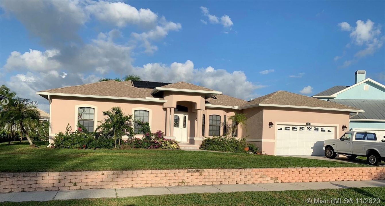 Recently Sold: $825,000 (3 beds, 2 baths, 0 Square Feet)