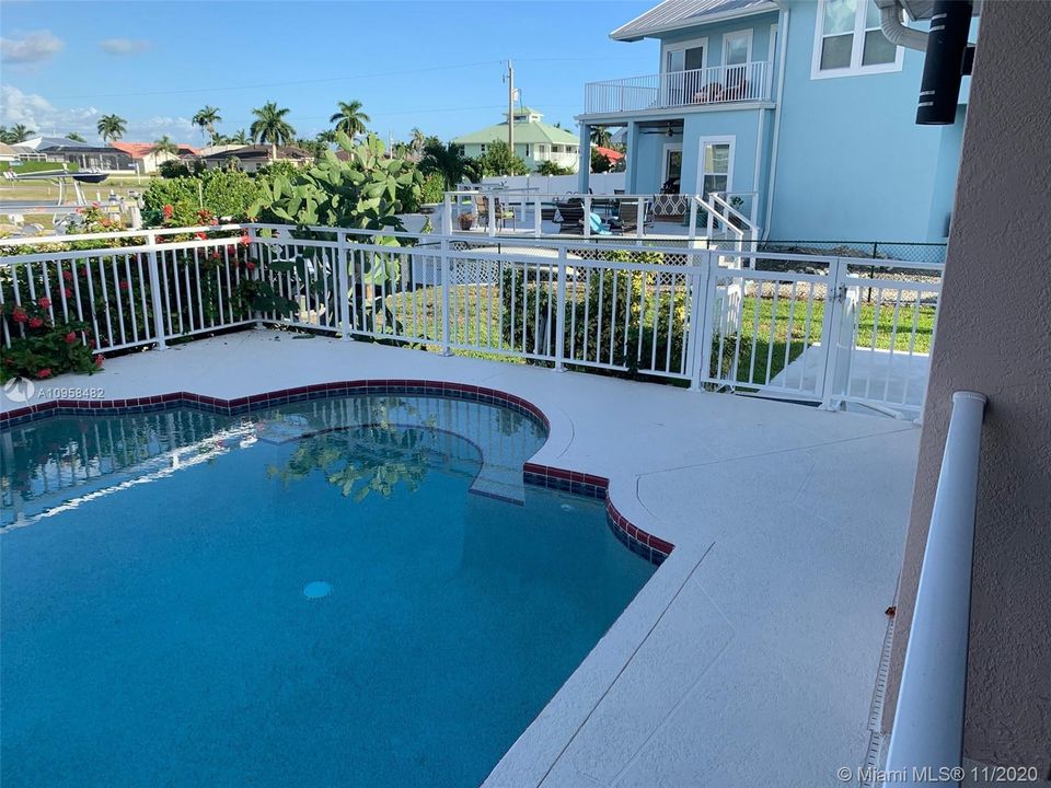 Recently Sold: $825,000 (3 beds, 2 baths, 0 Square Feet)