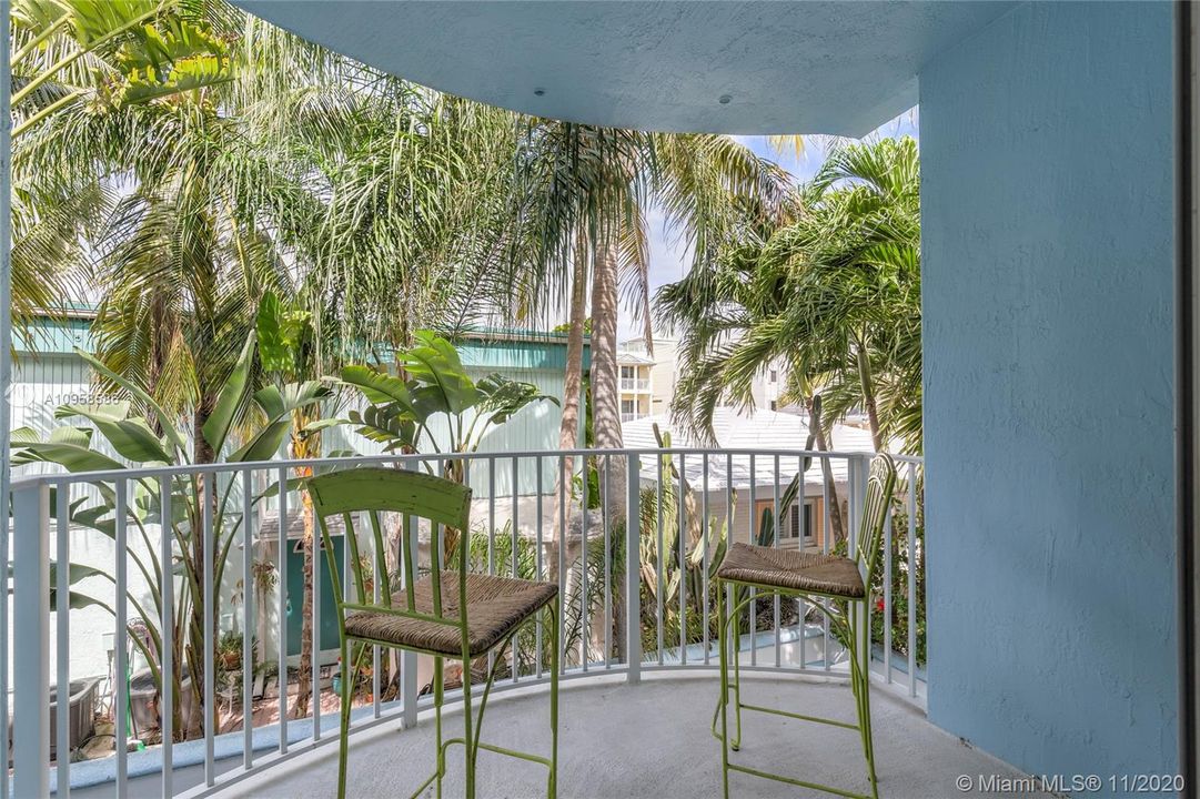 最近租的: $3,950 (3 贝兹, 3 浴室, 2000 平方英尺)